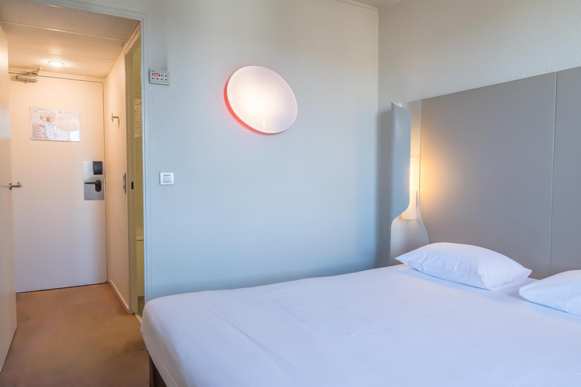 Campanile Nogent-Sur-Marne Hotel Kültér fotó